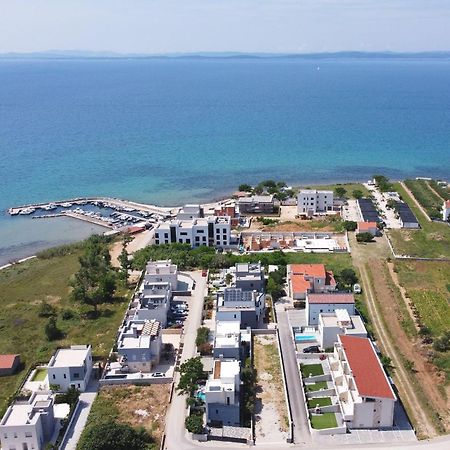Apartments Le Mare - Pool, Sandstrand, Meerblick, W-Lan, Grill Privlaka  Exteriör bild